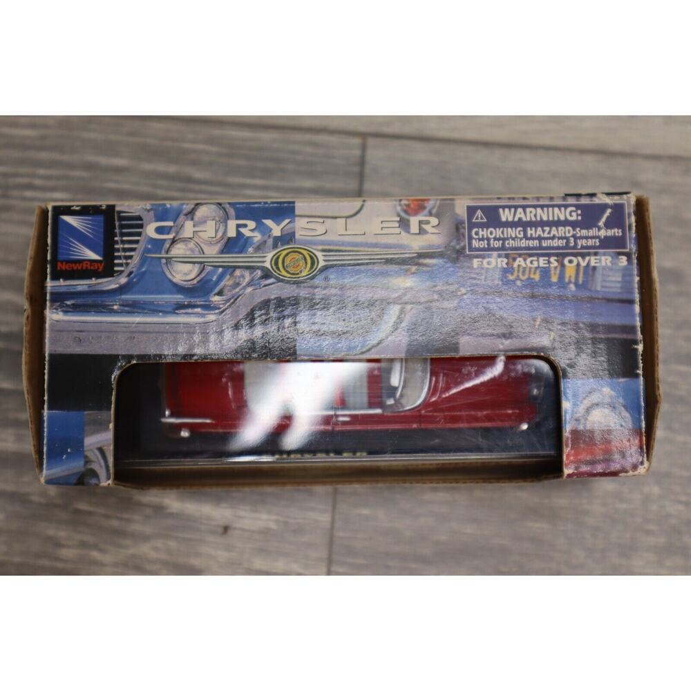 Chrysler C-300 1955 Red Convertible Car 1:43 Scale Diecast Case Collectible
